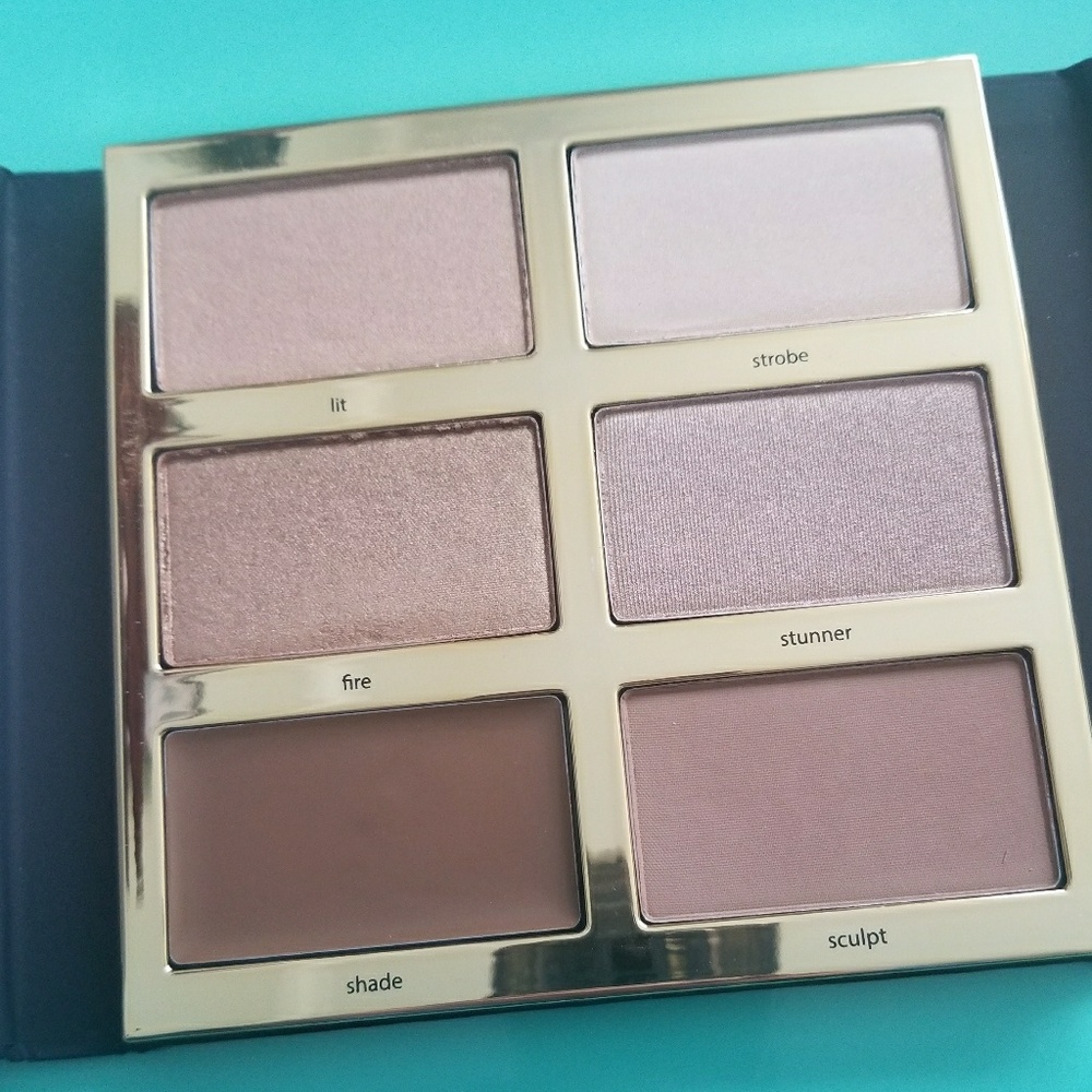 NIB - Tartiest Pro Glow Highlight & Contour Kit